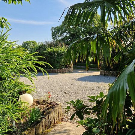 Longere De Nivinen Bed & Breakfast Arzano Luaran gambar